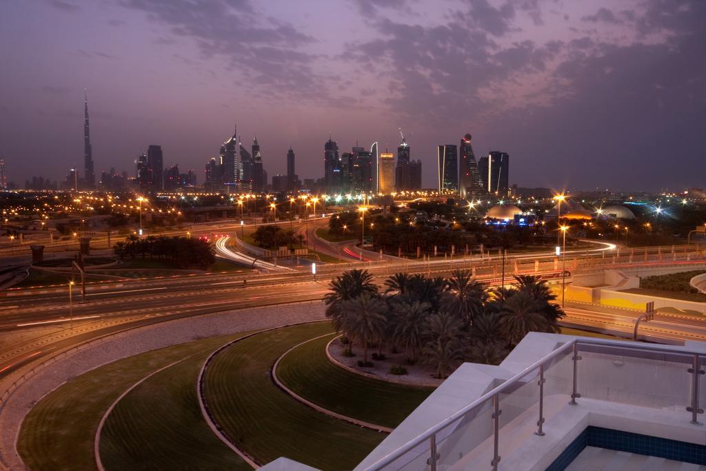 Al Waleed Holiday Homes Дубай Екстер'єр фото